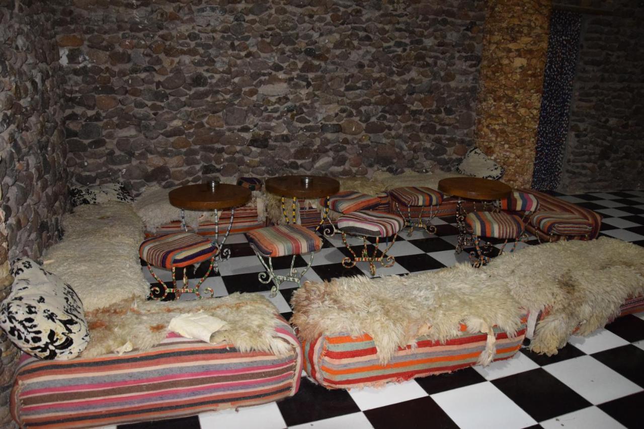 Hotel Leonor Beni Chiker Екстер'єр фото
