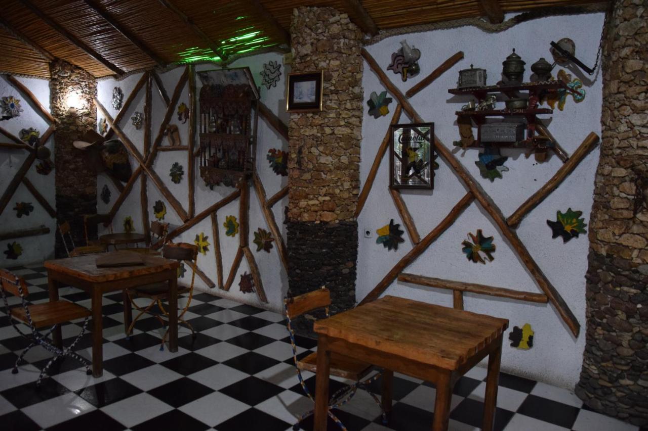Hotel Leonor Beni Chiker Екстер'єр фото